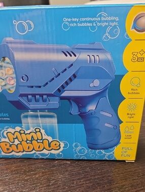 Mini Bubble Gun Toy - Blue Portable Bubble Blaster